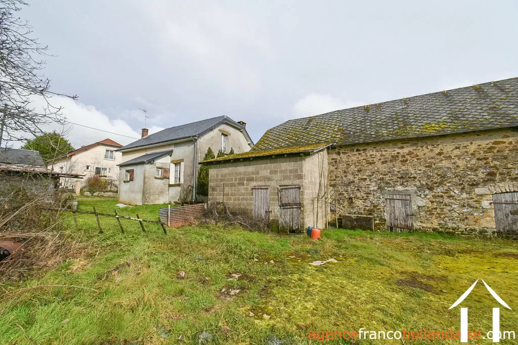 House with guest house for sale la porcherie, limousin, Li1036 Image - 33