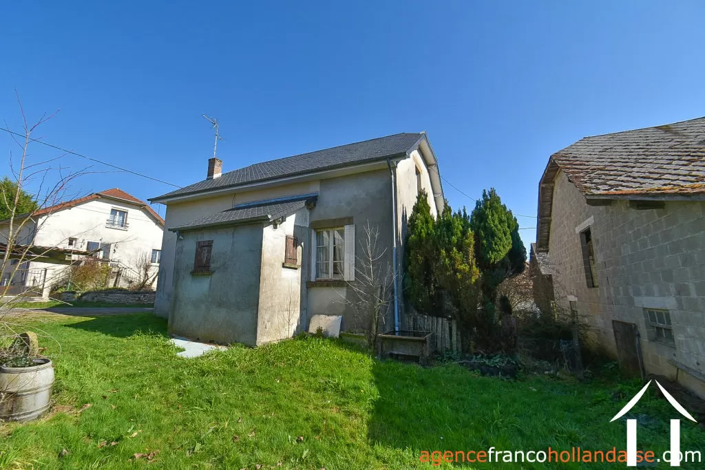 House with guest house for sale la porcherie, limousin, Li1036 Image - 55
