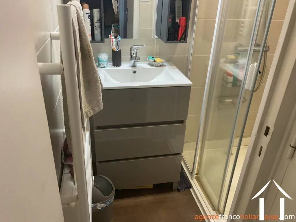 House with guest house for sale , Li1037 Image - 7