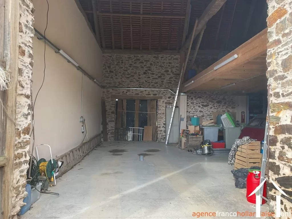 House with guest house for sale , Li1037 Image - 14