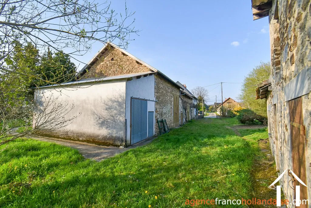 House for sale linards, limousin, Li1038 Image - 25