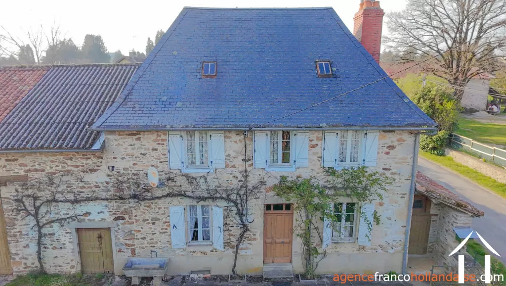 House for sale linards, limousin, Li1038 Image - 2