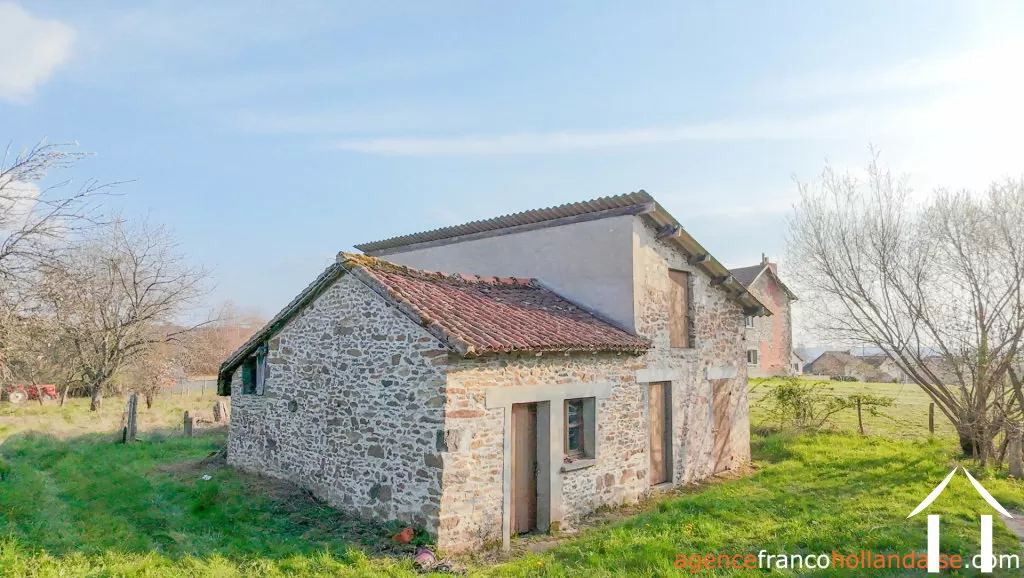 House for sale linards, limousin, Li1038 Image - 33