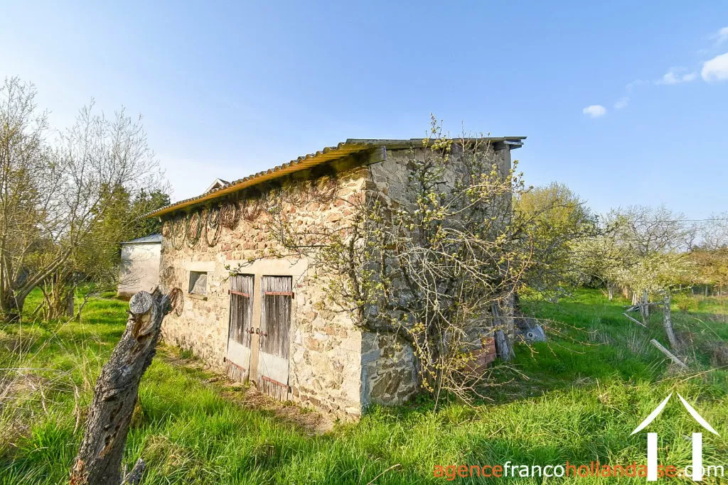 House for sale linards, limousin, Li1038 Image - 34