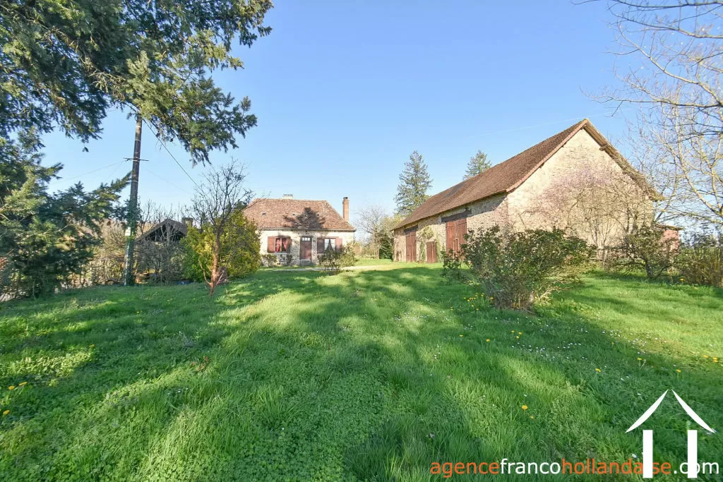 Property 1 hectare ++ for sale meuzac, limousin, Li1039 Image - 17