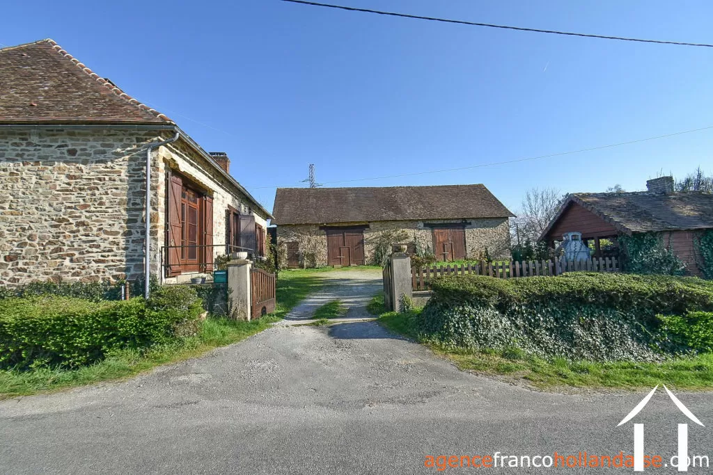 Property 1 hectare ++ for sale meuzac, limousin, Li1039 Image - 31