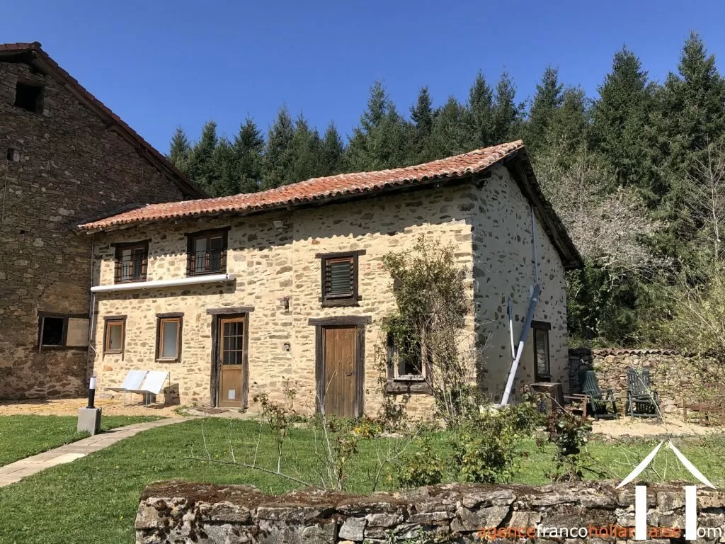 House for sale chalus, auvergne, Li1040 Image - 31