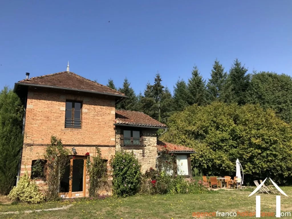 House for sale chalus, auvergne, Li1040 Image - 39