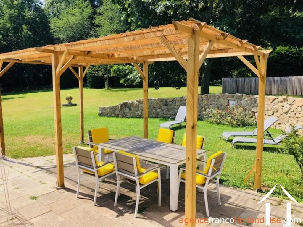 House for sale chalus, auvergne, Li1040 Image - 30