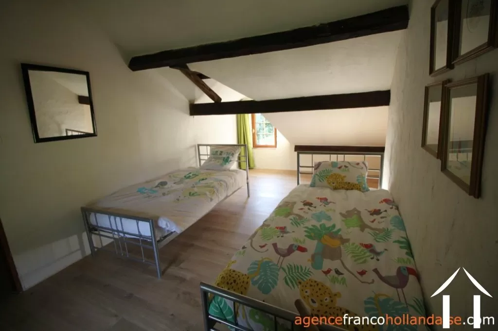 House for sale chalus, auvergne, Li1040 Image - 29