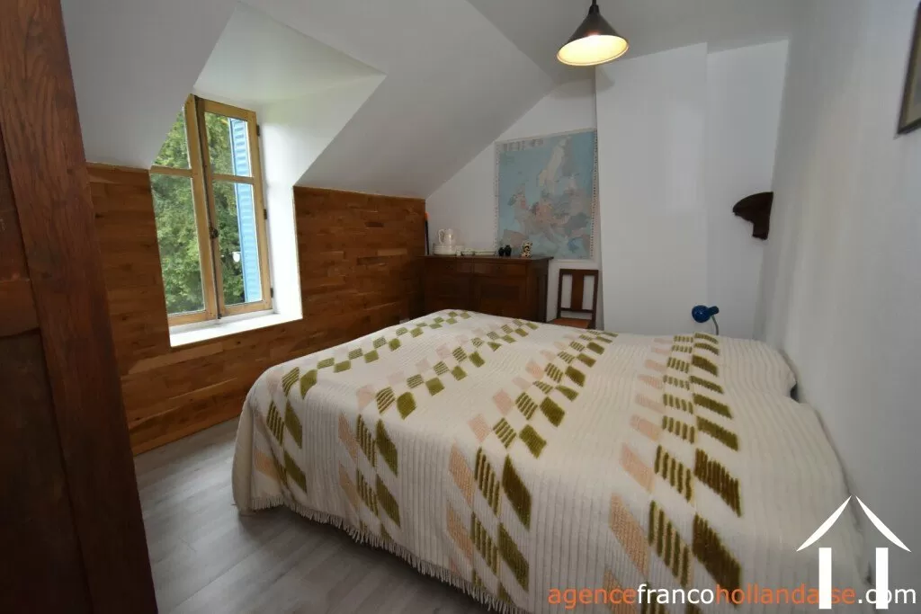 House for sale la croisille sur briance, limousin, Li1042 Image - 12