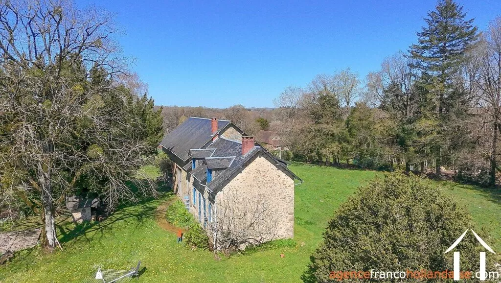 House for sale la croisille sur briance, limousin, Li1042 Image - 2