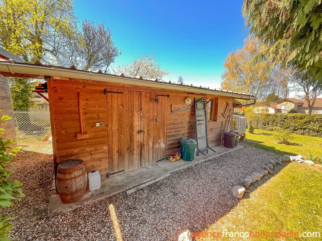 Village house for sale chateauneuf la foret, limousin, Li1043 Image - 30