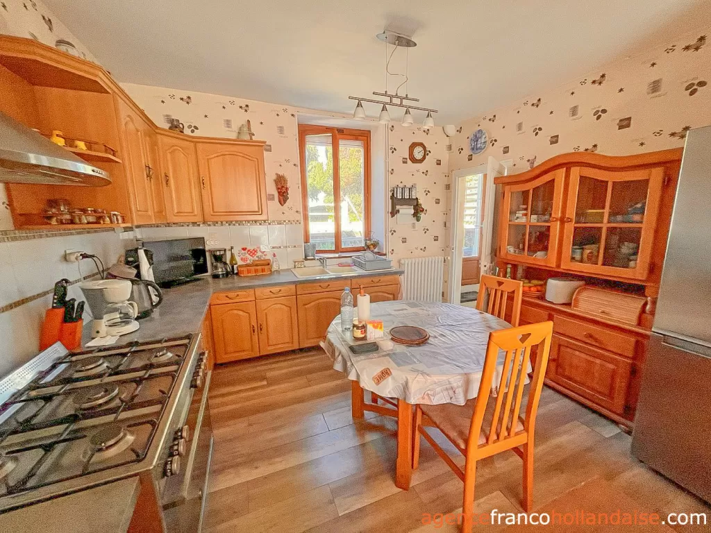 Village house for sale chateauneuf la foret, limousin, Li1043 Image - 4