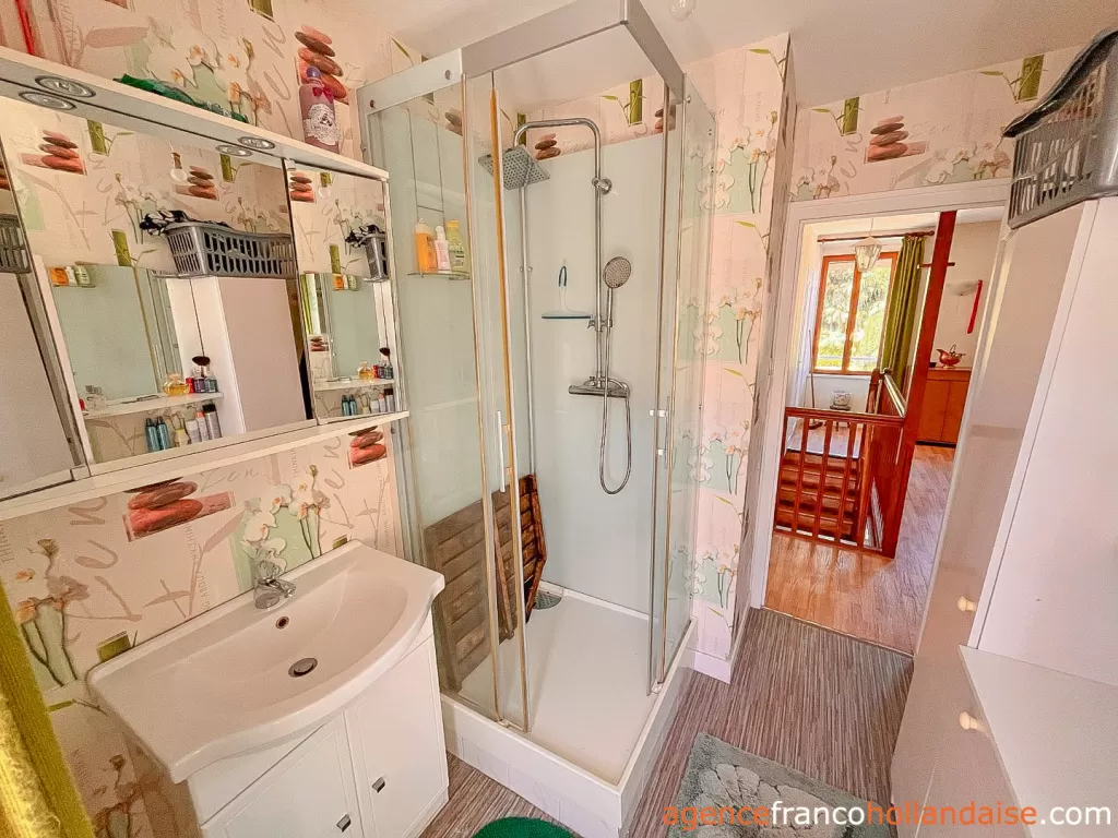 Village house for sale chateauneuf la foret, limousin, Li1043 Image - 20