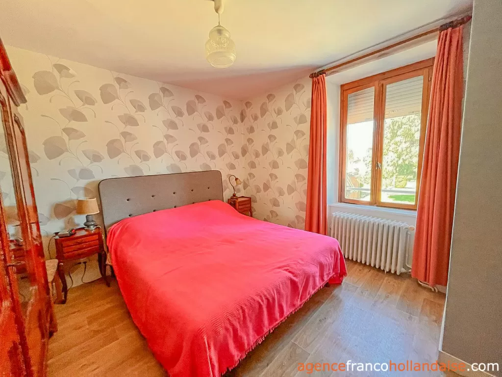 Village house for sale chateauneuf la foret, limousin, Li1043 Image - 16