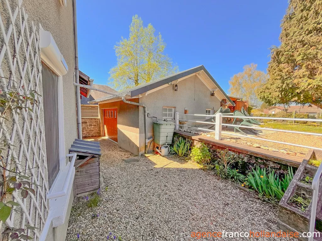 Village house for sale chateauneuf la foret, limousin, Li1043 Image - 22