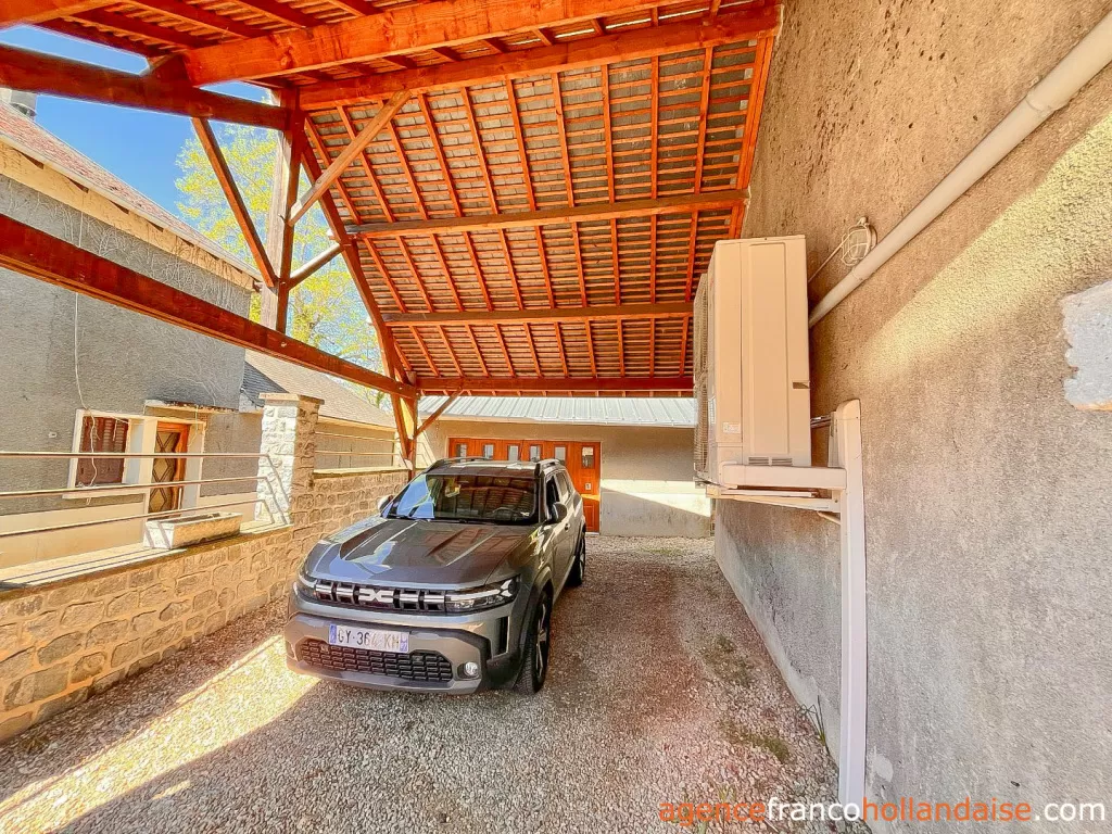 Village house for sale chateauneuf la foret, limousin, Li1043 Image - 34