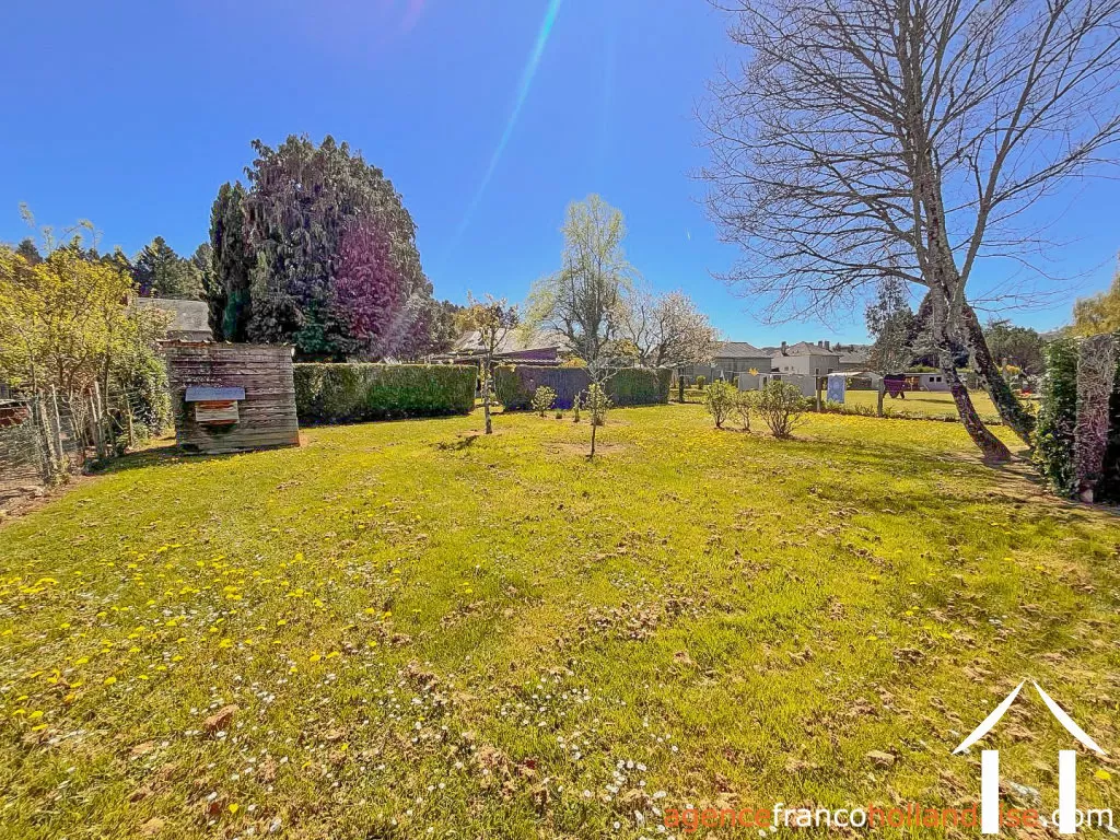 Village house for sale chateauneuf la foret, limousin, Li1045 Image - 29