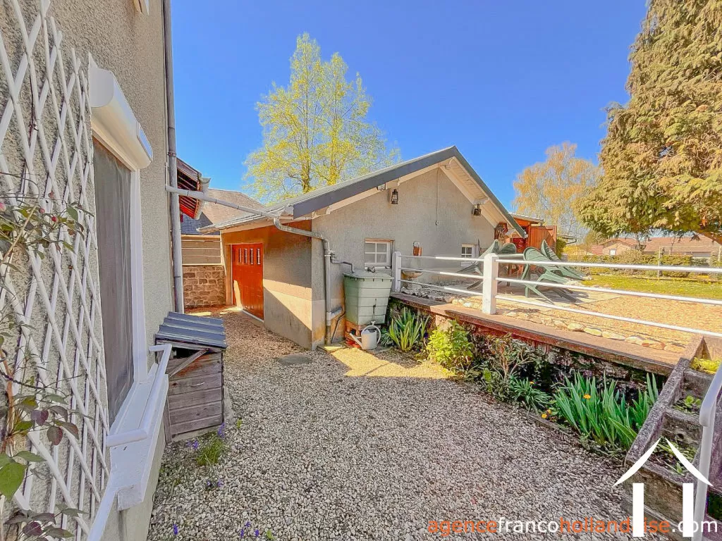 Village house for sale chateauneuf la foret, limousin, Li1045 Image - 22