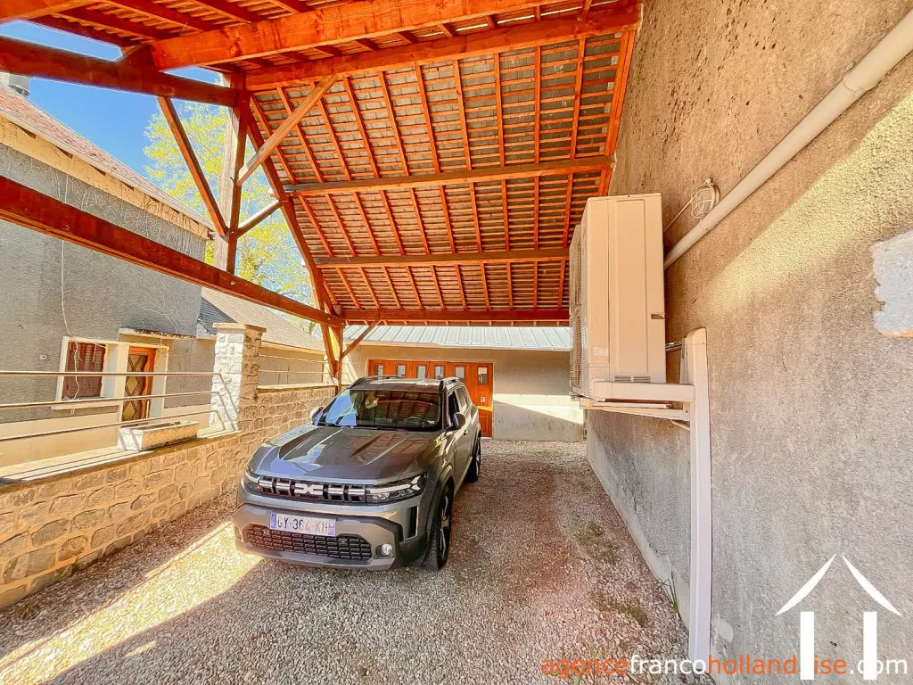 Village house for sale chateauneuf la foret, limousin, Li1045 Image - 34