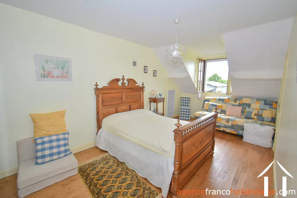 House for sale la croisille sur briance, limousin, Li1047 Image - 11
