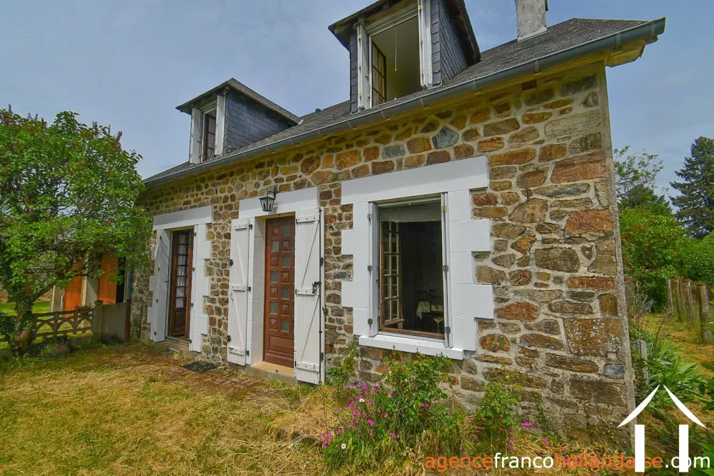 House for sale la croisille sur briance, limousin, Li1047 Image - 2