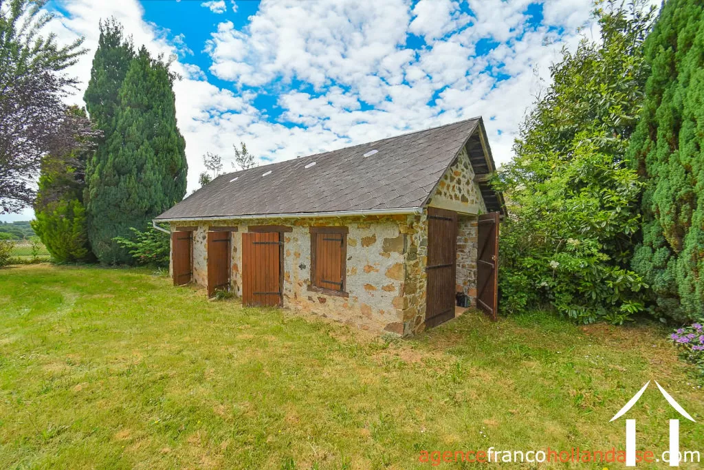House for sale la croisille sur briance, limousin, Li1047 Image - 25