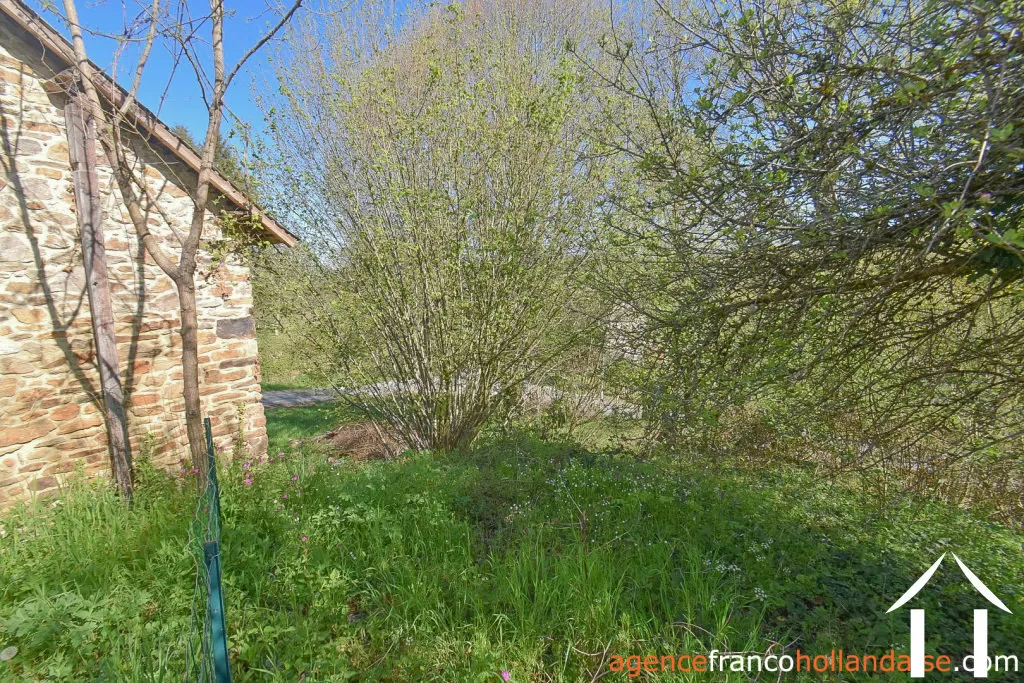 House for sale chateauneuf la foret, limousin, Li1048 Image - 47