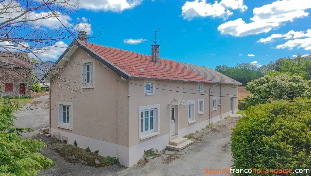 Property 1 hectare ++ for sale la porcherie, limousin, Li1052 Image - 2