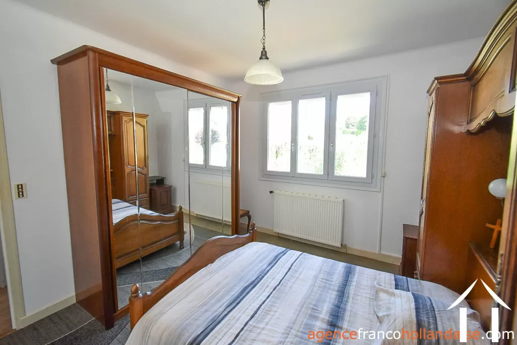 Village house for sale chamberet, limousin, Li1053 Image - 11