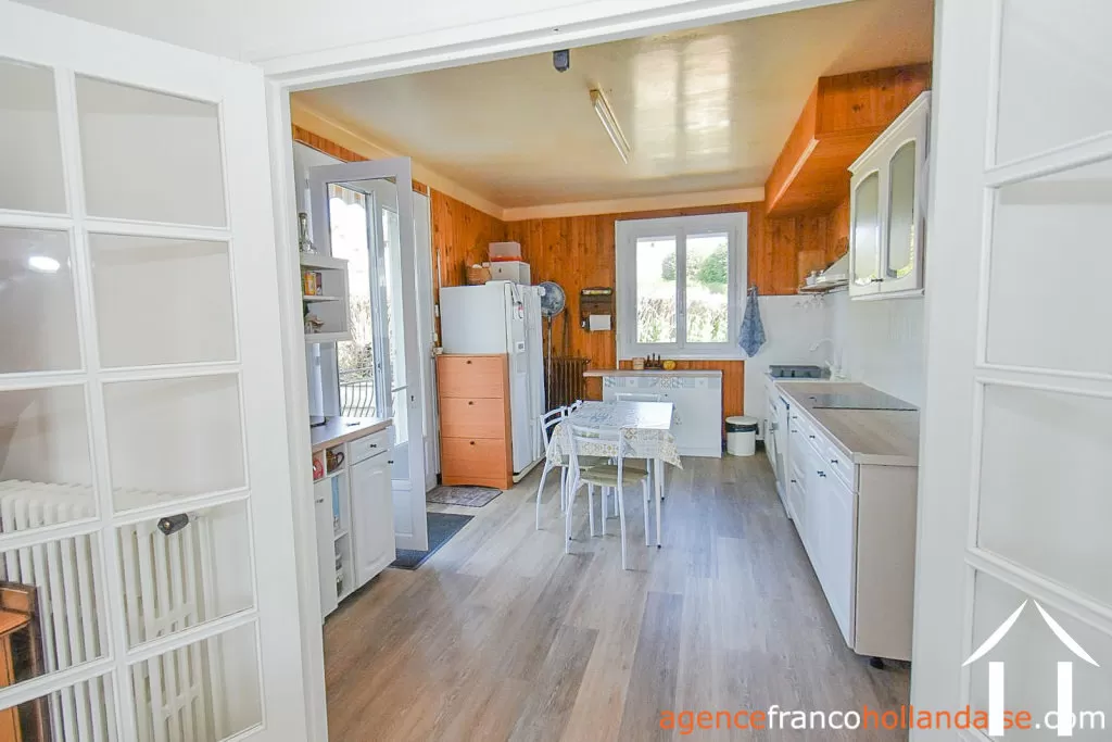 Village house for sale chamberet, limousin, Li1053 Image - 4