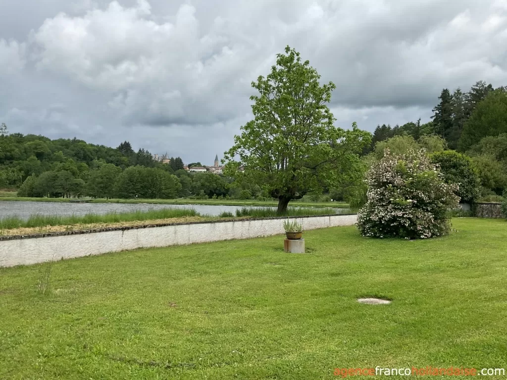 House with guest house for sale rochechouart, limousin, Li1054 Image - 71