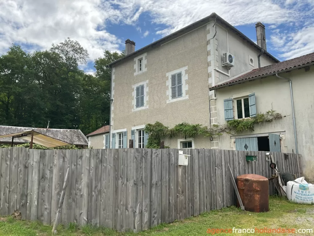 House with guest house for sale rochechouart, limousin, Li1054 Image - 70