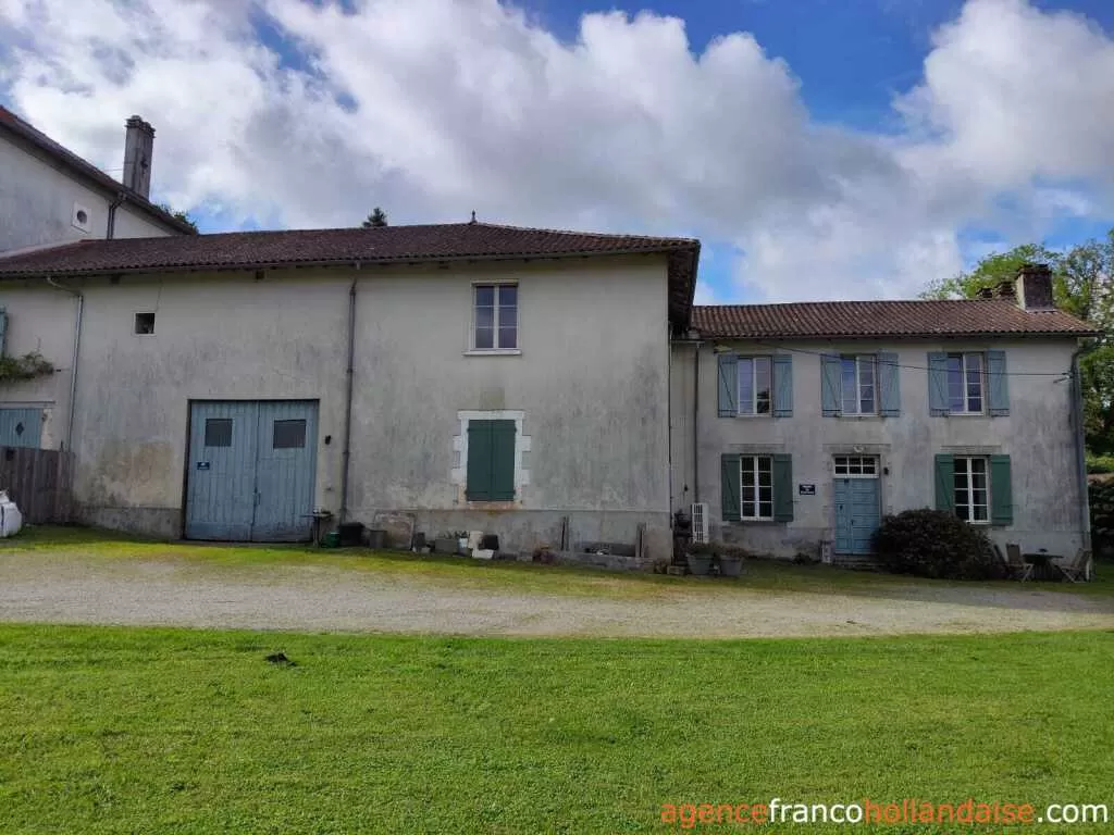 House with guest house for sale rochechouart, limousin, Li1054 Image - 42