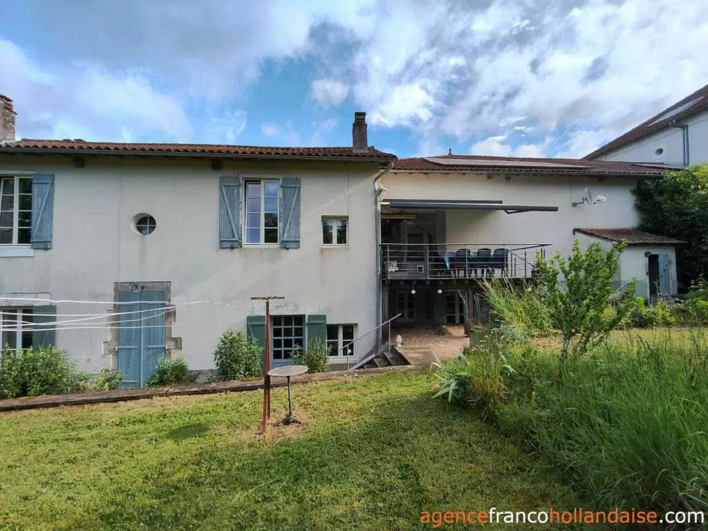 House with guest house for sale rochechouart, limousin, Li1054 Image - 34