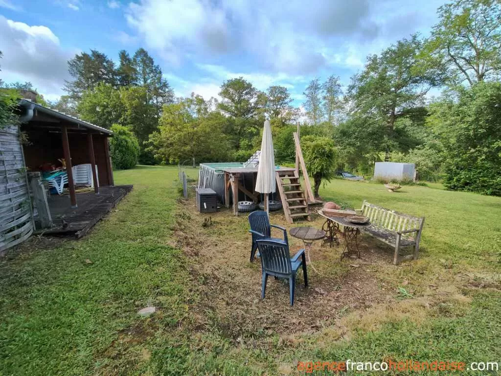 House with guest house for sale rochechouart, limousin, Li1054 Image - 57