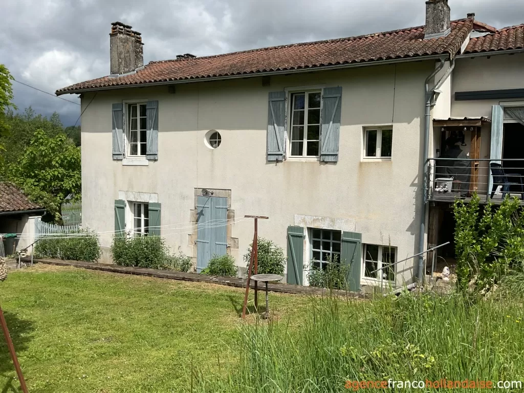 House with guest house for sale rochechouart, limousin, Li1054 Image - 20
