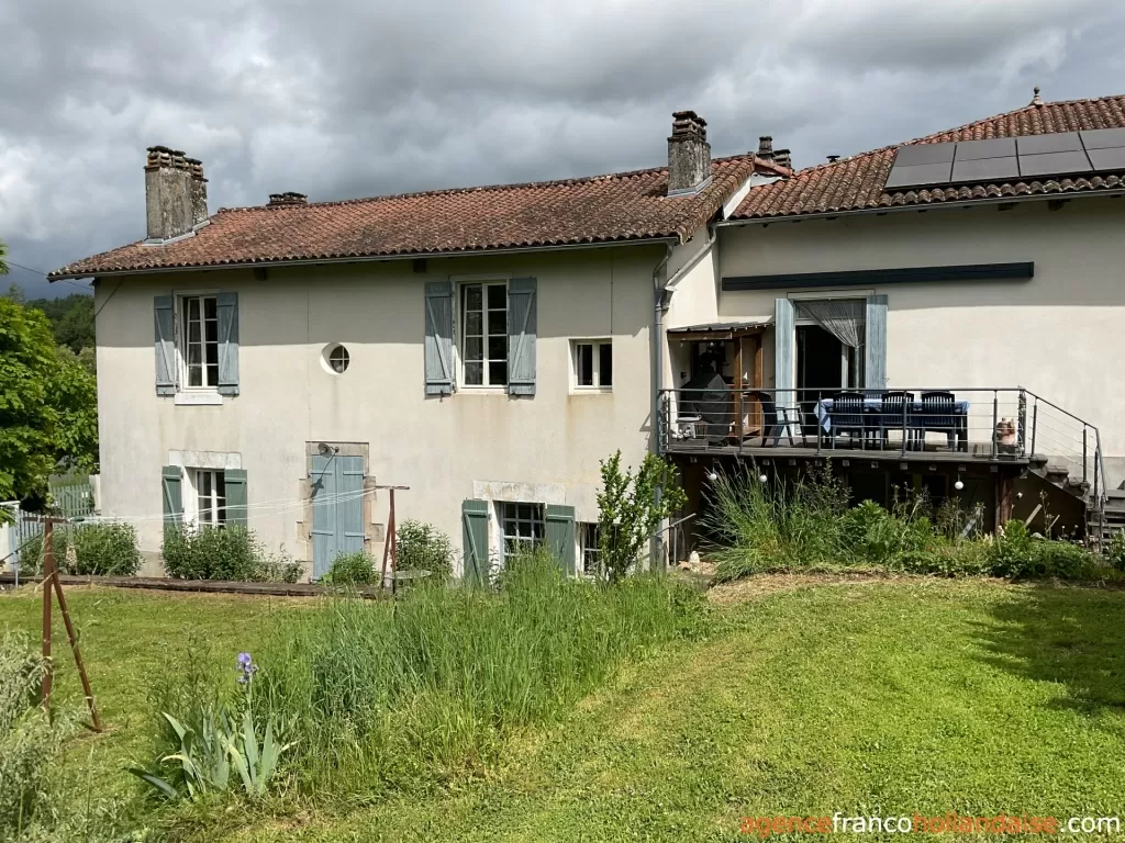 House with guest house for sale rochechouart, limousin, Li1054 Image - 51