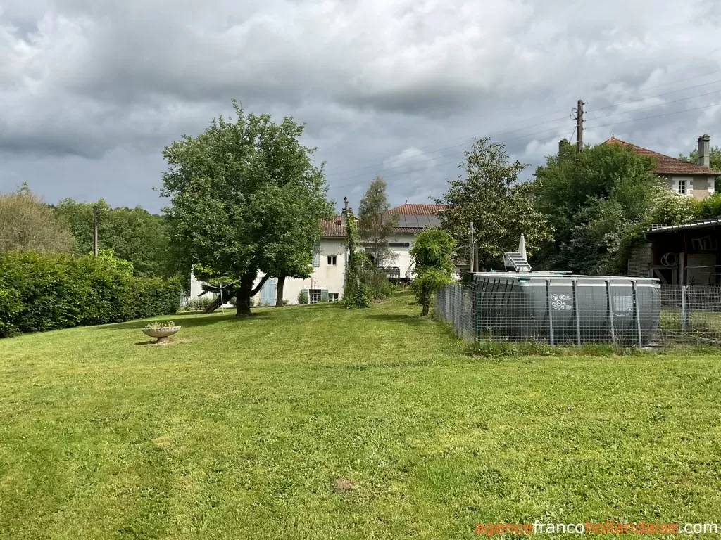 House with guest house for sale rochechouart, limousin, Li1054 Image - 53