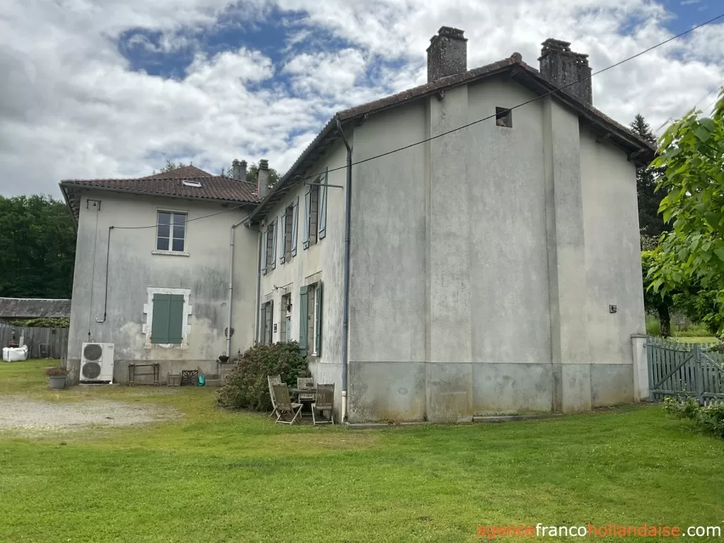 House with guest house for sale rochechouart, limousin, Li1054 Image - 67