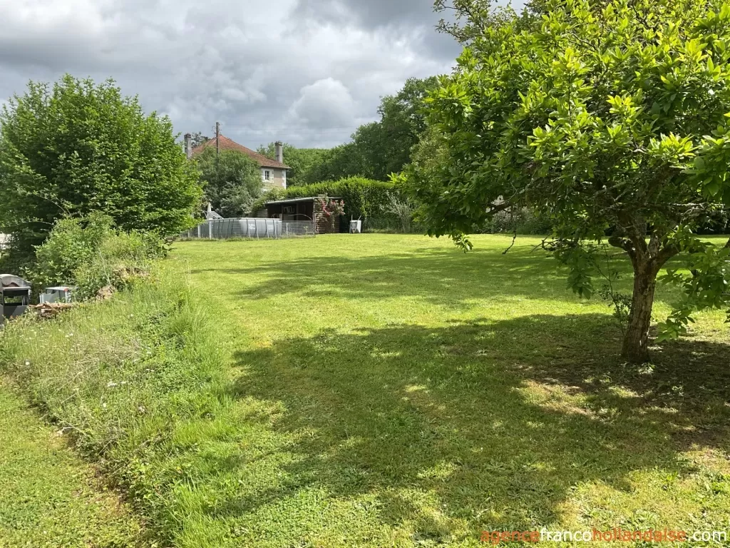 House with guest house for sale rochechouart, limousin, Li1054 Image - 58