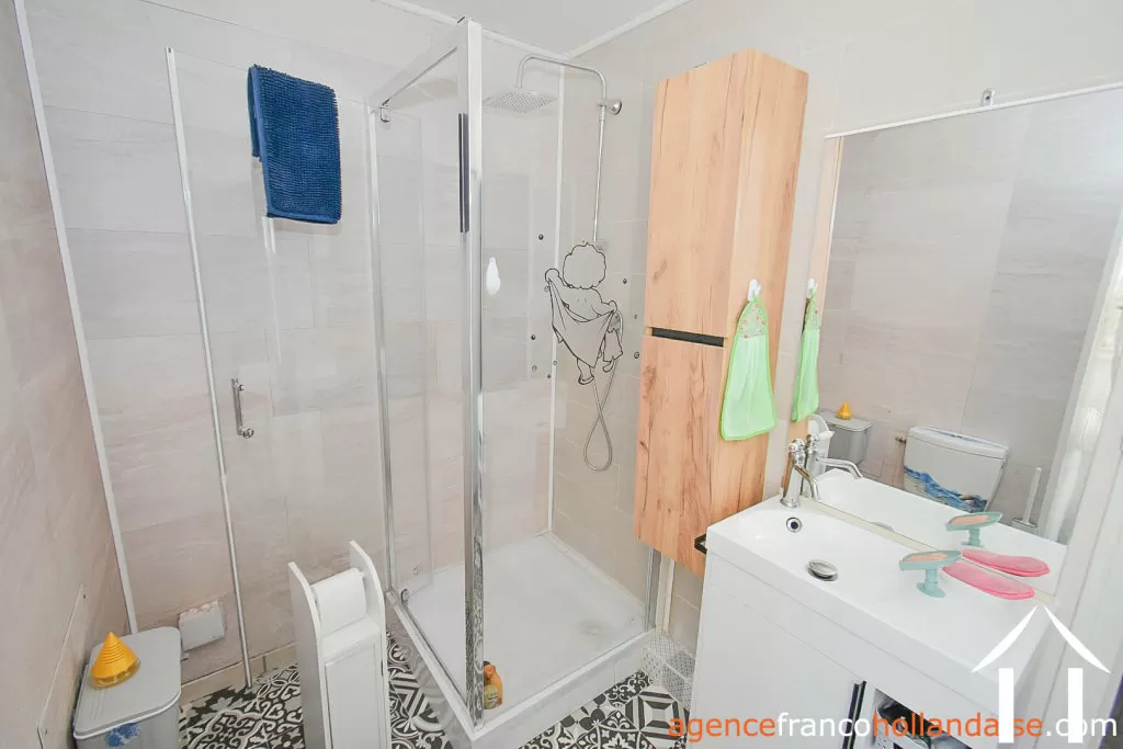 Village house for sale la croisille sur briance, limousin, Li1055 Image - 8