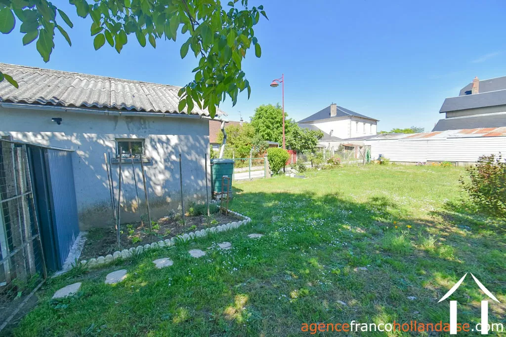 Village house for sale la croisille sur briance, limousin, Li1055 Image - 40