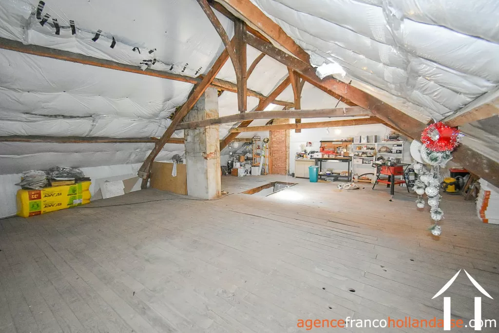 Village house for sale la croisille sur briance, limousin, Li1055 Image - 23
