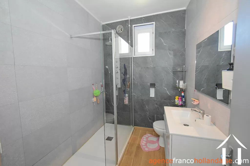 Village house for sale la croisille sur briance, limousin, Li1055 Image - 20