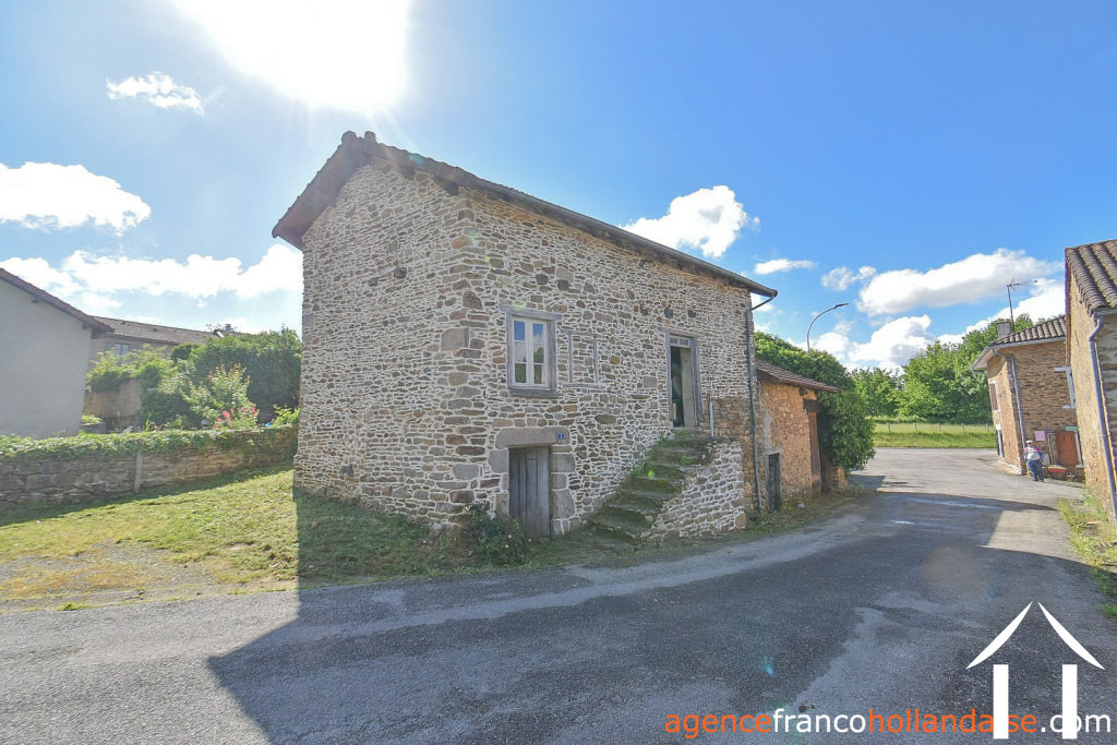 House for sale neuvic entier, limousin, Li1056 Image - 1