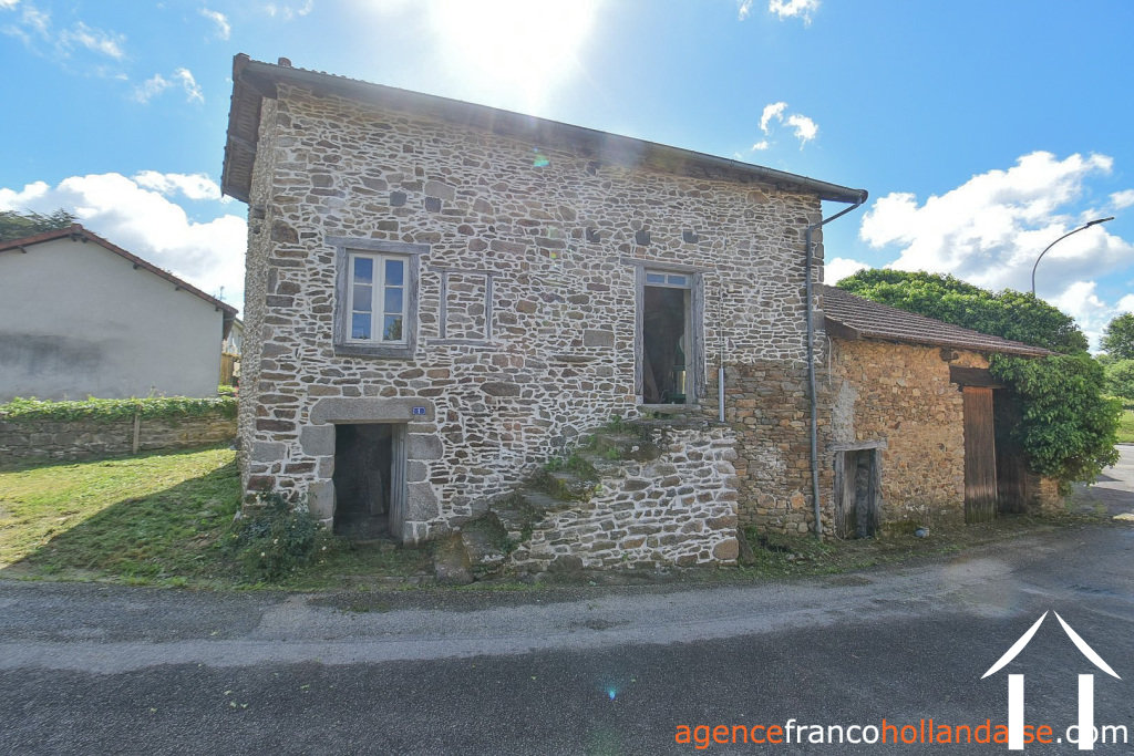 House for sale neuvic entier, limousin, Li1056 Image - 2