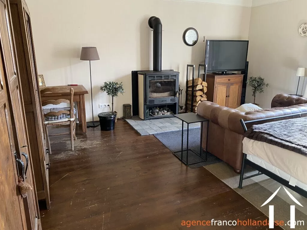 House for sale oradour sur vayres, limousin, Li1057 Image - 16