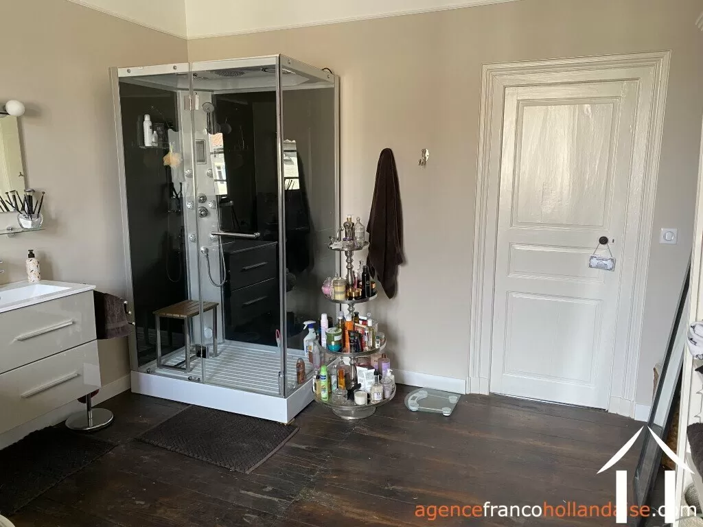 House for sale oradour sur vayres, limousin, Li1057 Image - 23